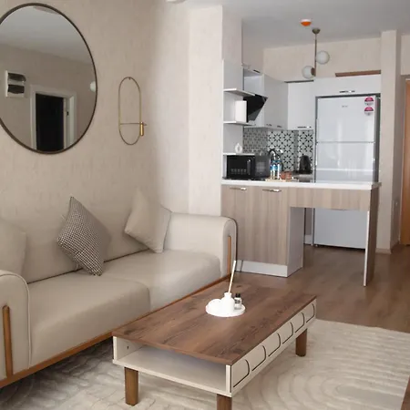 Luxe Ay38 Apartment